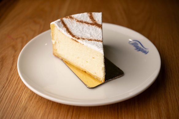 Ricotta cheesecake.