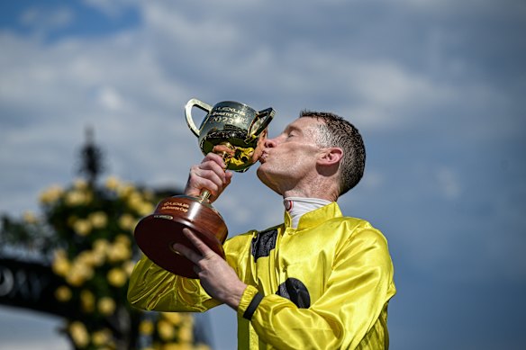 Mark Zahra kisses the cup