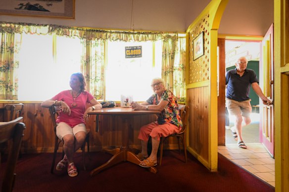 Regular customers Rosena Norwood and Val about to enjoy their weekly lunch at the Flam Shan.