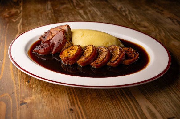 Go-to dish: Pied de cochon, or stuffed pig’s trotter with mash. 
