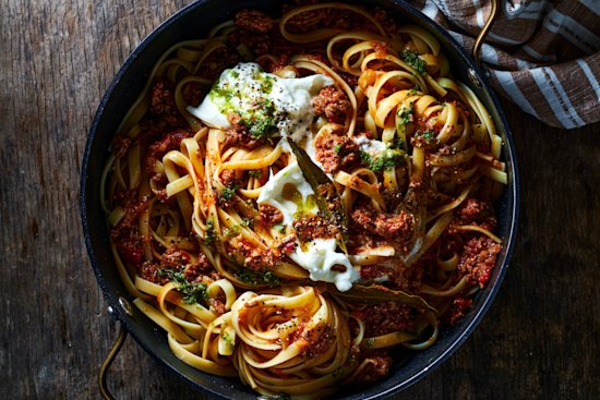 This rich bolognese sauce is enhanced by caramelised fennel and onion.