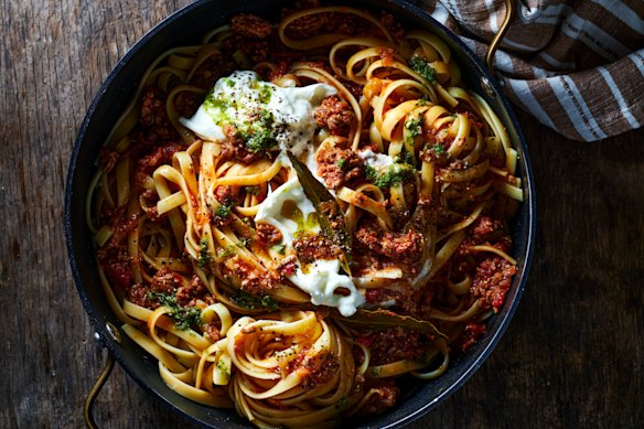 This rich bolognese sauce is enhanced by caramelised fennel and onion.