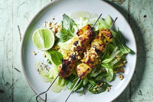 The skewers can be cooked under the grill or on the barbecue. 