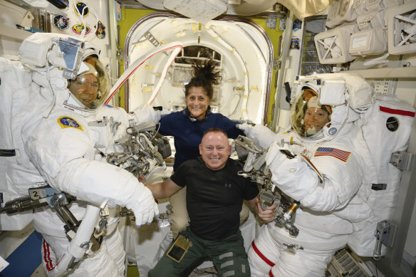 Boeing Crew Flight astronauts Suni Williams and Butch Wilmore (centre) with Expedition 71 Flight engineers Mike Barratt (left) and Tracy Dyson on the International Space Station.