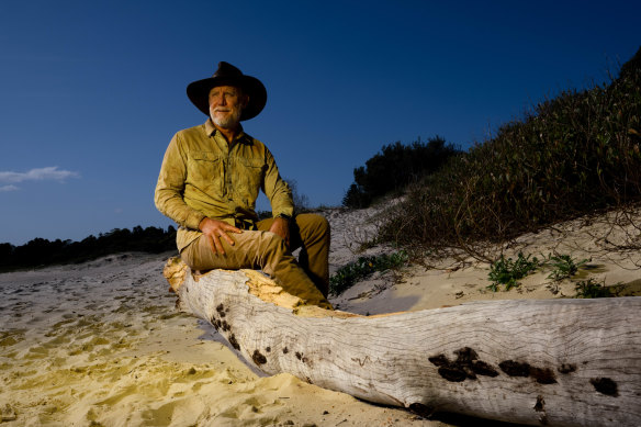 Dr Geoff Wilson has successfully crossed the Simpson Desert on board his kite buggy earlier this year.