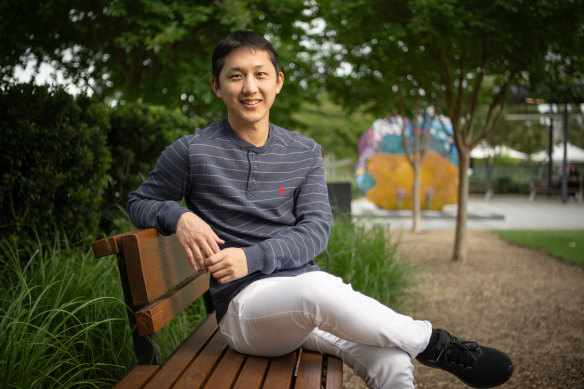 Andrew Ngai is now a senior actuary. 