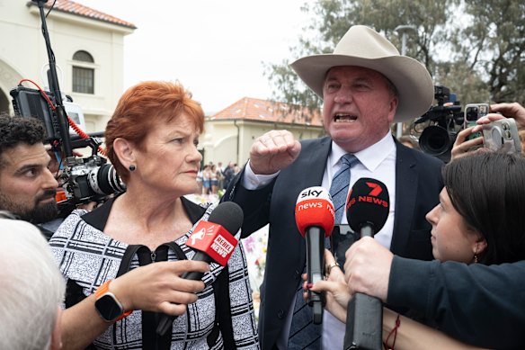 Barnaby Joyce and Pauline Hanson at the memorial for the victims at Bondi.