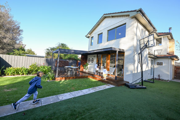 31 Wilkins Street, Yarraville sold for $200,000 at auction on Saturday.