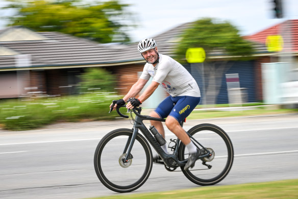 Andrew Crompton cycled 15,500 kilometres, visited 18 countries, and travelled through 14 time zones.