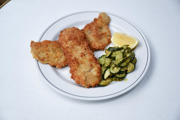 Cotoletta Milanese – crumbed veal with zucchini – at Grossi Florentino’s Cellar Bar.