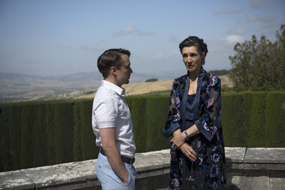 Roman (Kieran Culkin) grills his mother, Caroline (Harriet Walter) in Season 3 of Succession.