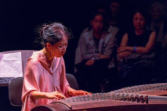Guzheng virtuoso Mindy Meng Wang