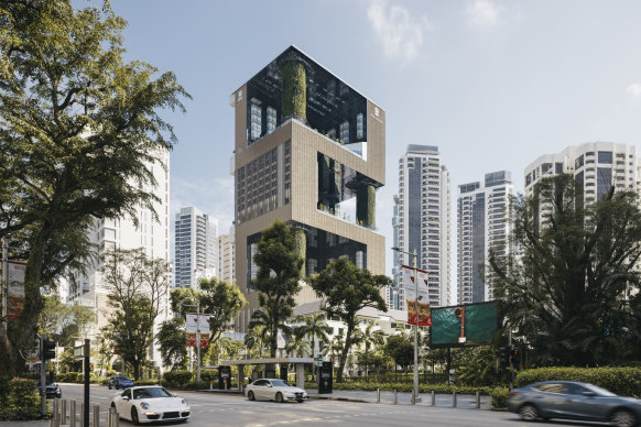 The unique design that is the Pan-Pacific Orchard tower – the columns also host fire escape stairs.