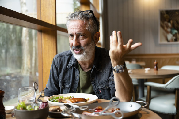 Jewish British comedian David Baddiel doesn’t like the tendency to reduce complex realities and personalities to a pantomime of good and bad.