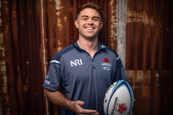 Wallabies full-back Andrew Kellaway re signs for the Waratahs