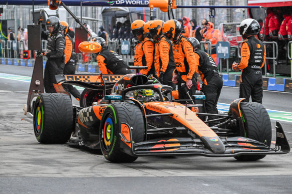 Oscar Piastri of Australia makes a pit stop during the race.