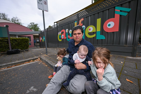 Seraphya Berrin with his children Zimra (2), Hadar (3) and Oz (six months).