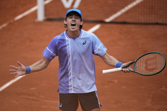 De Minaur made the Roland-Garros and Wimbledon quarter-finals for the first time this year.