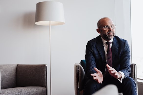 El tesorero de Queensland, David Janetzki, dice que el estado está comprometido con la energía renovable.