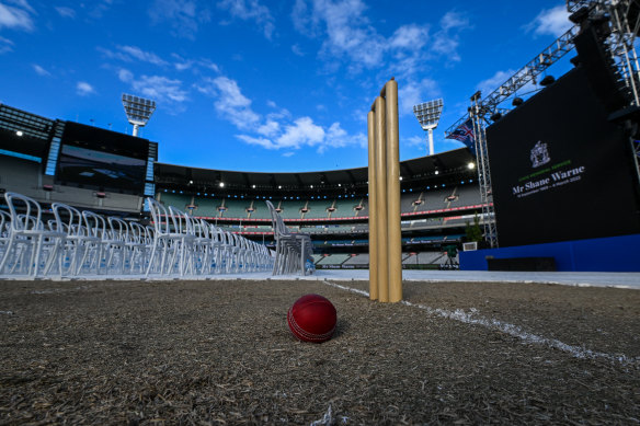 It’s not the first time everyone in the MCG has been transfixed by Shane Warne. It will, though, be the last. 