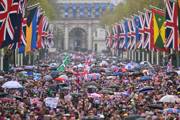 Thousands fill The Mall for the King and Queen’s balcony appearance.