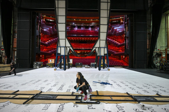 The team packs down the State Theatre after the Australian Ballet’s production of Alice’s Adventures in Wonderland – the final show in the theatre before it closes for refurbishment. 