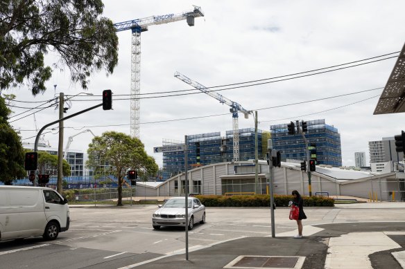 Meriton wants the City of Sydney to lift building heights from 45 metres to 90 metres at the former Suttons car dealership site in Zetland.