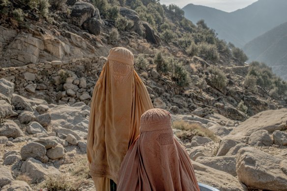 Women waiting to be attended by a doctor at a mobile clinic in Badgor Village, Dewa Gal Valley, Kunar Province. 