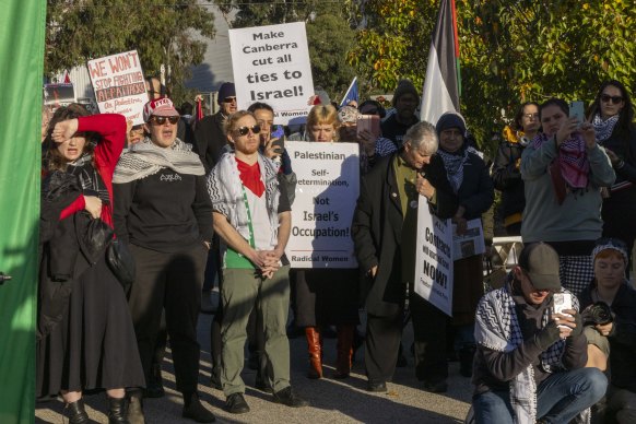 Protesters outside the state Labor conference at Moonee Valley Racecourse. 