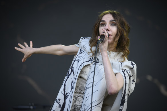 PJ Harvey is bringing Dirty Three guitarist Mick Turner as her support act.