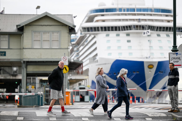 Passengers disembark The Majestic Princess cruise ship at Station Pier in  Melbourne earlier this month. That ship was also carrying passengers with COVID.