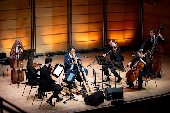 William Barton and his mother Aunty Delmae Barton performing with a quintet from the Sydney Symphony. 