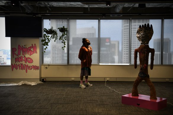 Office Culture Art In The Workplace Isn t Just For Decoration