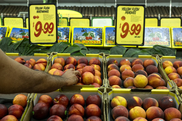 Falling prices for fruit and vegetables contributed to the lowest annual inflation rate in two years.