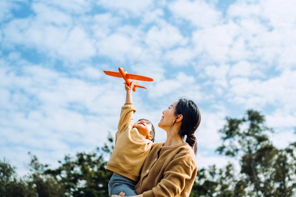 Hormonal changes and the stresses of raising a family can have a negative impact on health in our 30s.