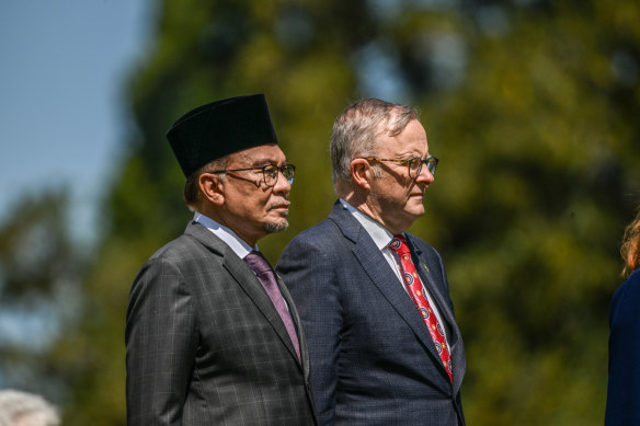 Prime Minister Anthony Albanese and Malaysian Prime Minister Anwar Ibrahim at a welcoming ceremony at Government House, Melbourne today.