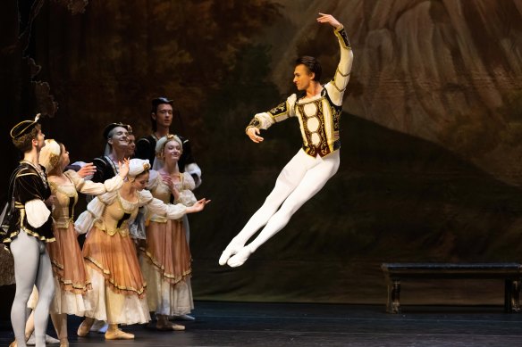 Oleksii Kniazkov as Prince Siegfried in The United Ukrainian Ballet’s Swan Lake.