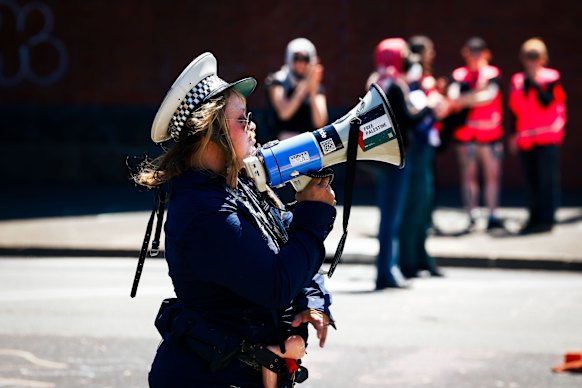 Protesters are marching from Flinders Street Station to Victorian Parliament. 