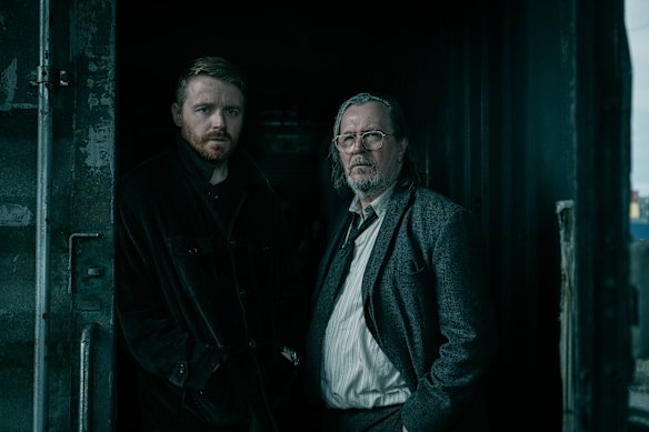Jack Lowden as River Cartwright and Gary Oldman as Jackson Lamb in Slow Horses, 