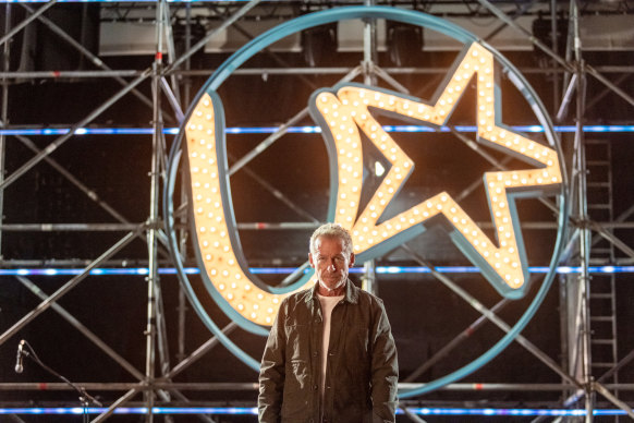 Richard Roxburgh as minister Cal Quinn in <i>Prosper</i>.