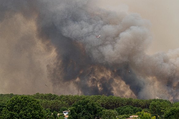 A pyrocumulonimbus – a giant cloud created by a large bushfires –  near France’s Lège-Cap-Ferret late last week.