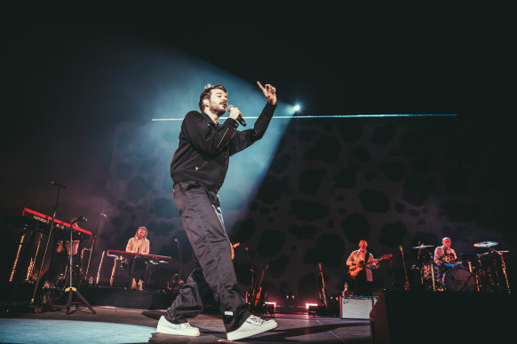 Rex Orange County made it clear from the beginning of his performance that the night’s tone would be anything but melancholy.
