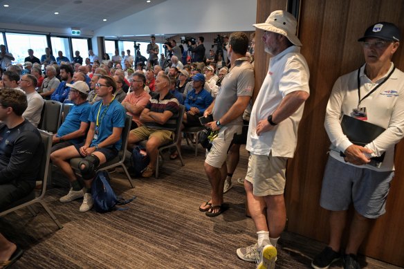 It was standing room only at Tuesday’s pre-race weather briefing.