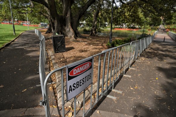 Sections of Victoria Park in Sydney were fenced off after asbestos was discovered in mulch.