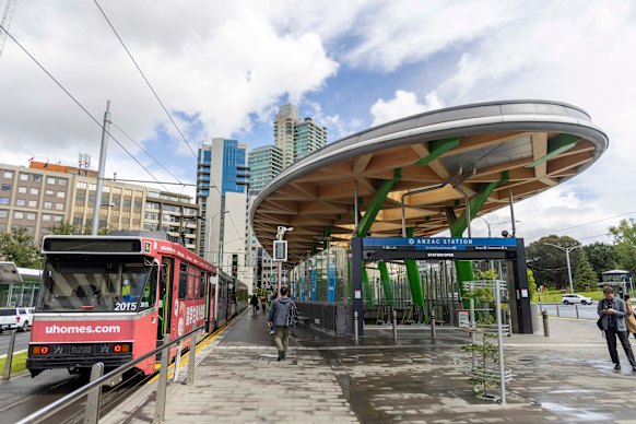 The canopy at Anzac isn’t up to the job. 