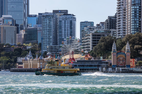 Wind gusts of up 106km/h lashed parts of Sydney. 