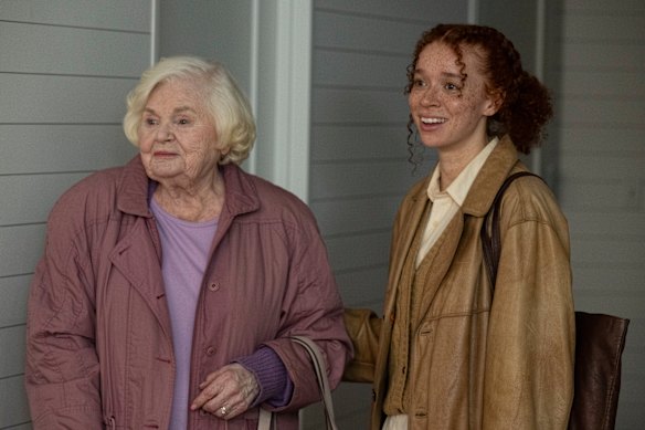 Erin Kellyman (right) plays aspiring writer Nina in Eleanor the Great.