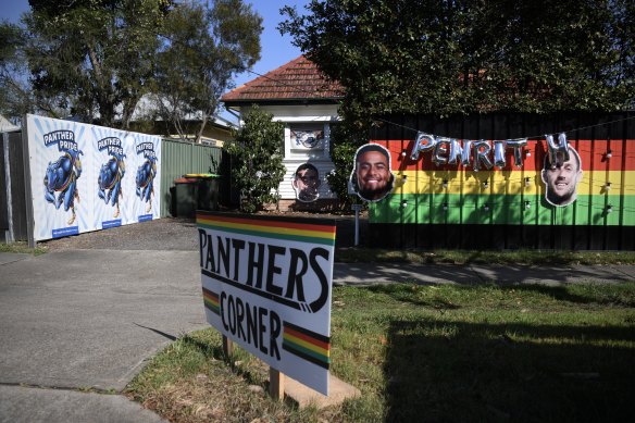 Danielle McLoon’s house is known for its “Panthers Wall” along the Great Western Highway in Warrimoo. 