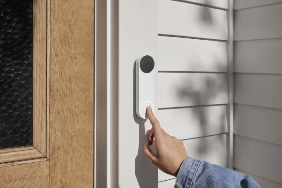 The Nest Doorbell has a system of lights and animations that’s meant to let people know when it’s recording and when it’s monitoring, but at first glance it probably just freaks them out.