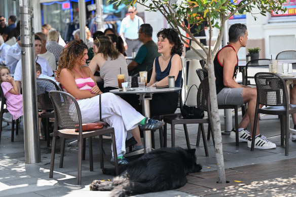 Melanie Lambrou and dog, Paddy, catch up with Isabelle Foscolos in Oakleigh.